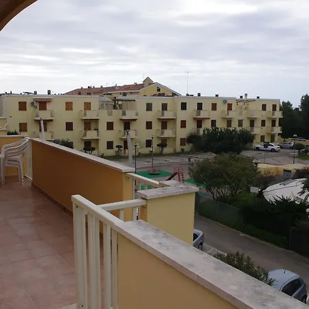 Apartment Attico In Con Piscina Via Lido 125
