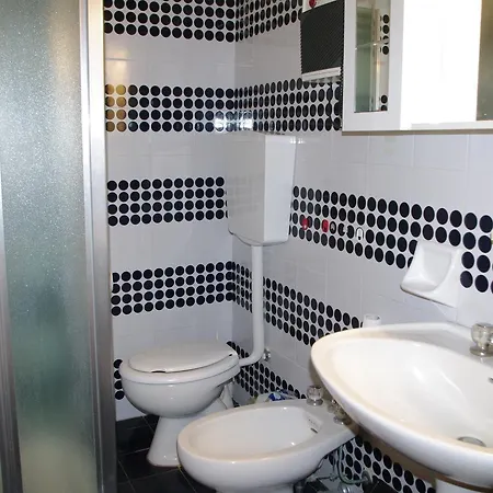 Apartment Attico In Con Piscina Via Lido 125 *