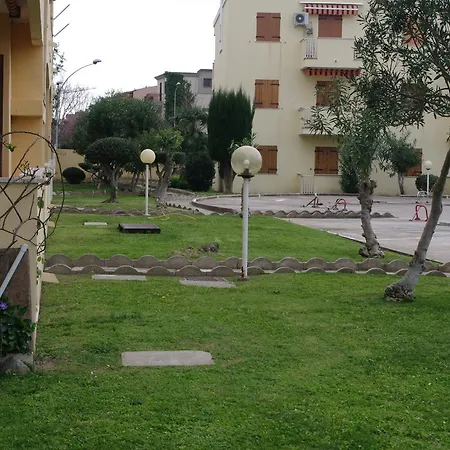 Attico In Con Piscina Via Lido 125 Apartment